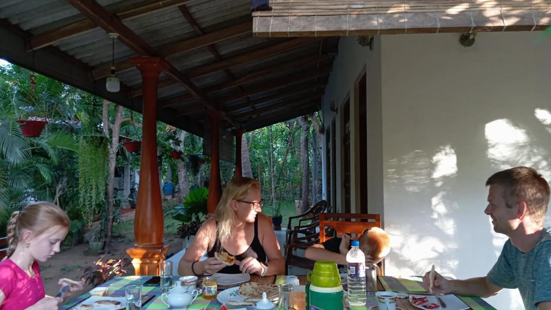 Keerthi Homestay Sigiriya
